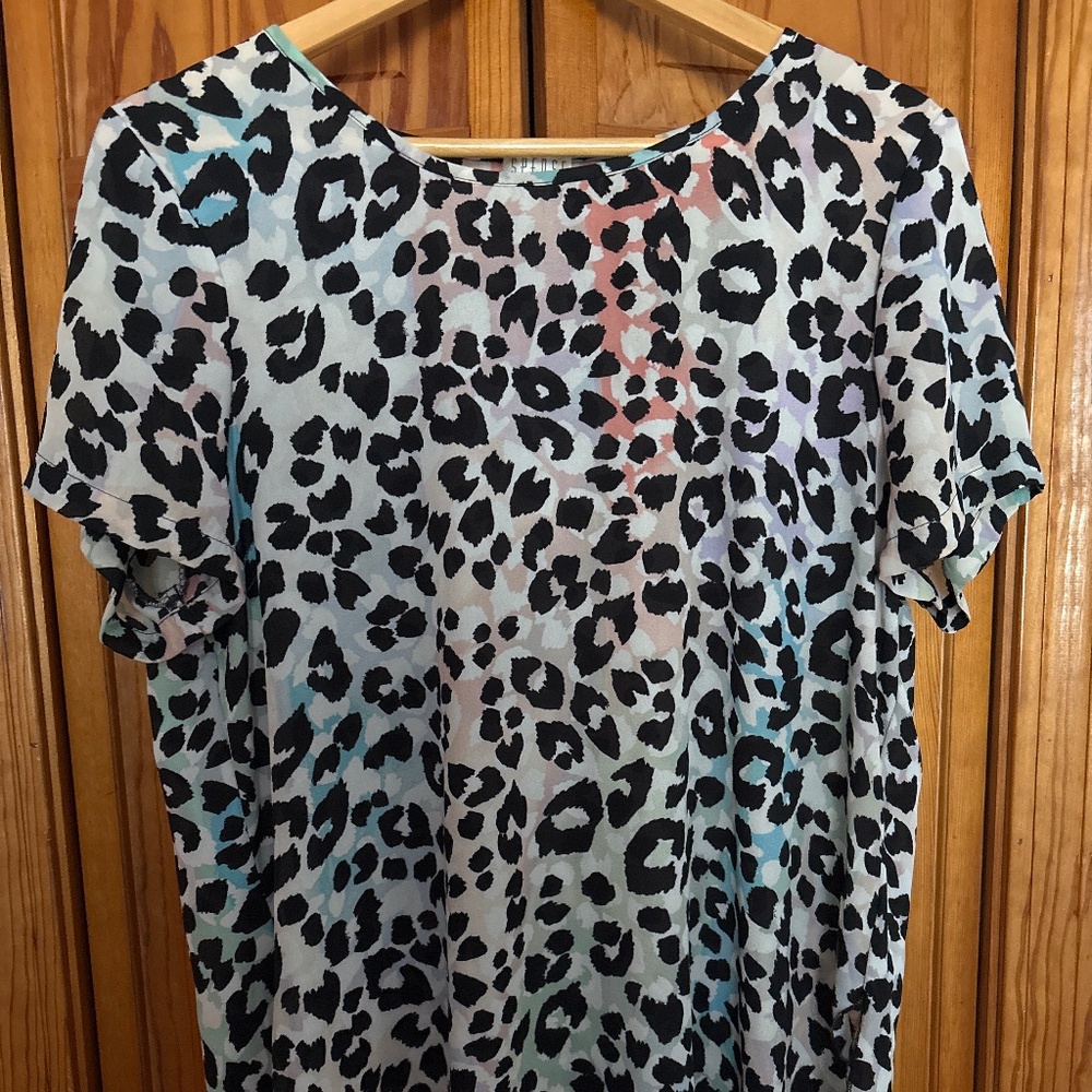 Leopard short sleeve tunic